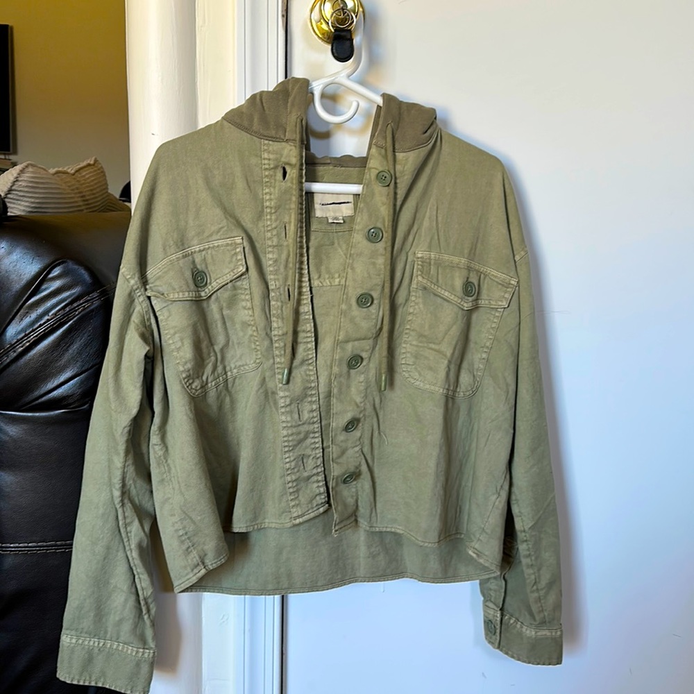 American Eagle light jacket army green size medium